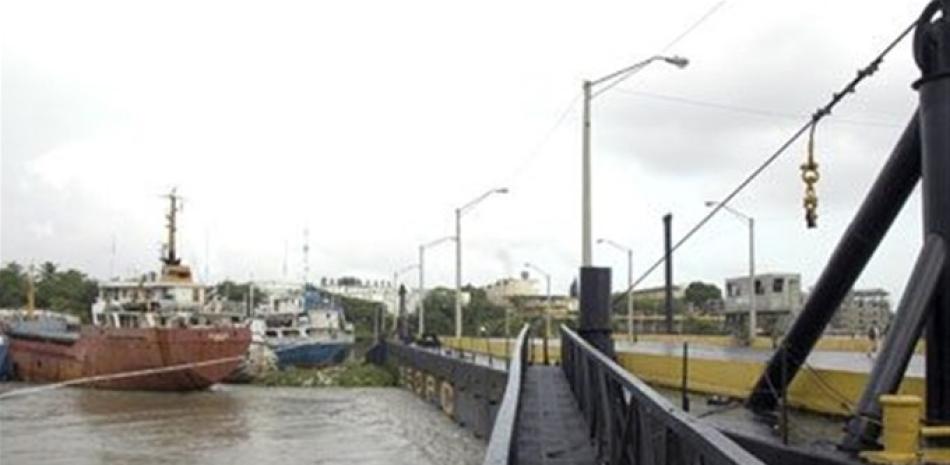 Mopc Inicia Reparaci N Del Puente Flotante El Tr Nsito No Ser