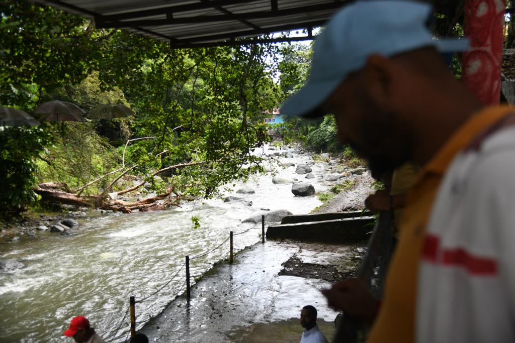 Madre E Hija Entre V Ctimas De La Crecida De R O Fula En Bonao