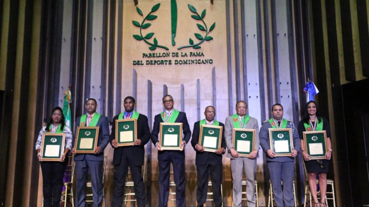 Ocho nuevos deportistas fueron inmortalizados ayer