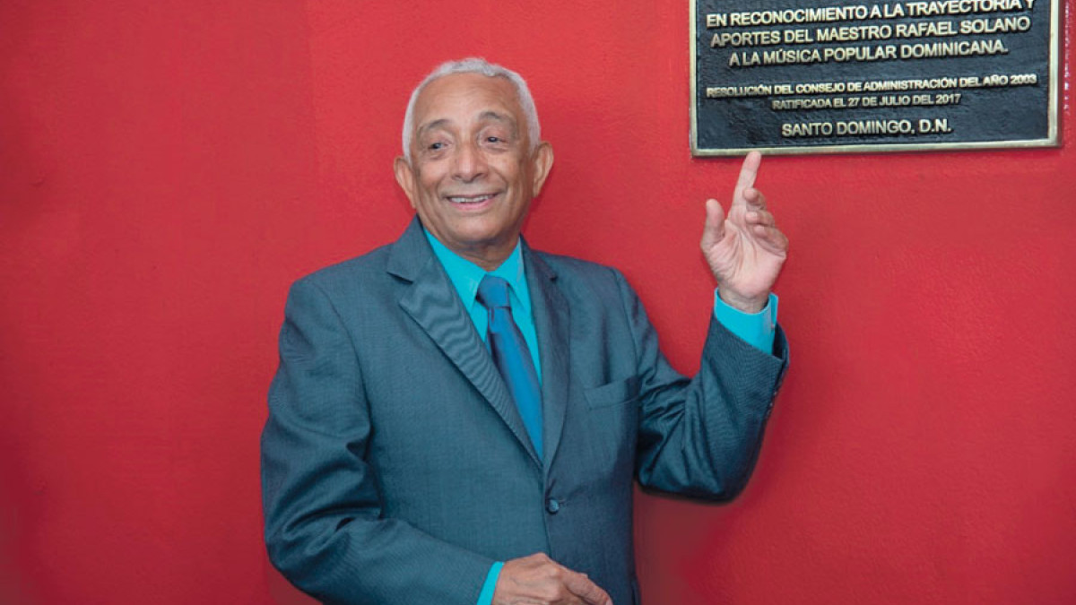 Rafael Solano: Una plaza cultural para el maestro