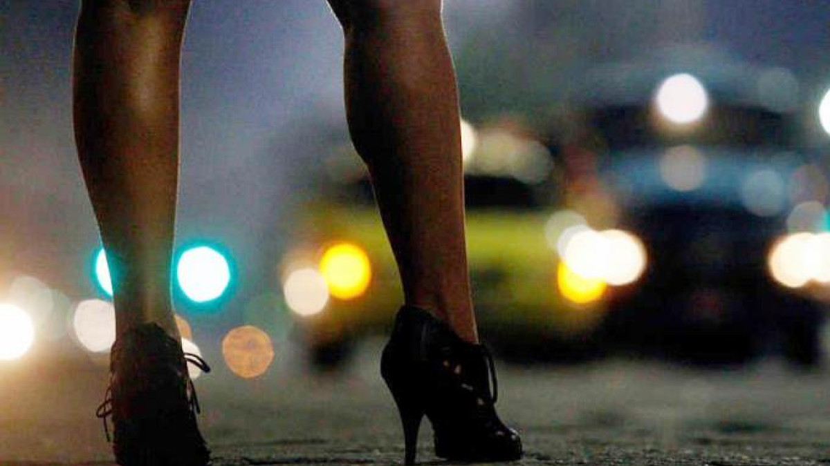 Bruselas prohíbe la prostitución para frenar la alta tasa de contagios COVID