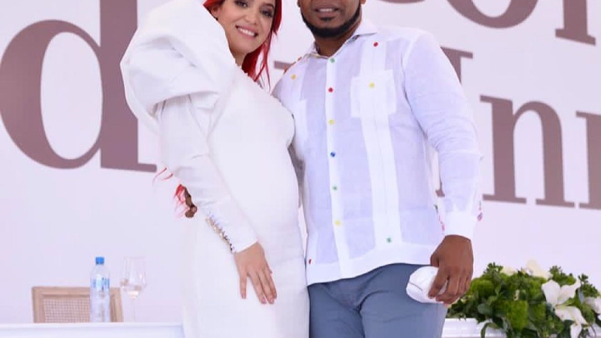 Edwin Encarnación y Karen Yapoort con expectativas ante primer concierto en  su hotel