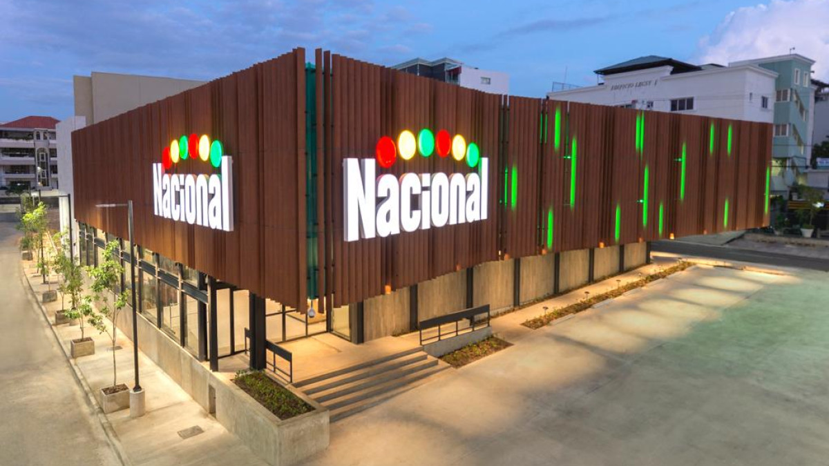 Inaugura Supermercados Nacional sucursal Metro Plaza reafirmando