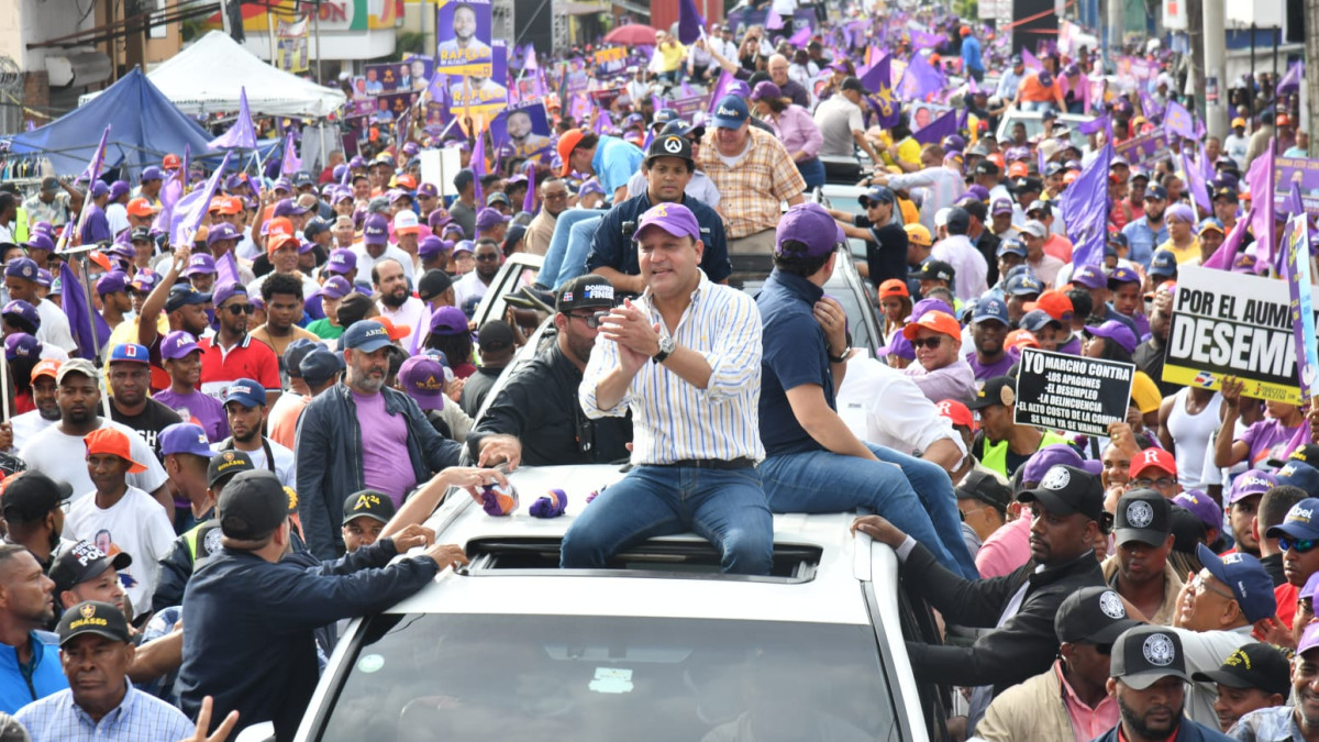 En fotos PLD marcha en contra del alto costo de la vida