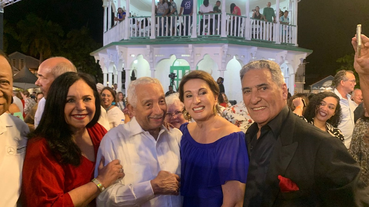 Rafael Solano celebra sus 94 años de vida junto a su pueblo puertoplateño  en un concierto de antología
