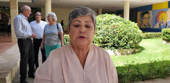 Mirna Santos, viuda del líder revolucionario y dirigente estudiantil Amín Abel Hasbún mientras conversaba con LISTIN DIARIO.
