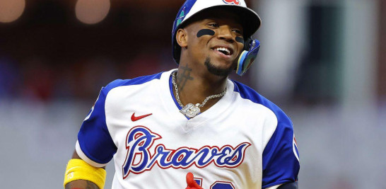 Ronald Acuña Jr tuvo registros impresionantes, estableciendo records de jonrones y robadas