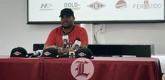 El nuevo dirigente de los Leones del Escogido, Albert Pujols, afirmó este lunes que una de las características que mantendrá en el equipo, es que todos puedan estar en la misma página.<br /><br />https://listindiario.com/el-deporte/beisbol/20240923/albert-pujols-equipo-hay-egos-tenga-irse_826731.html