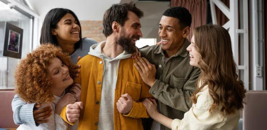 Sí, primero debes amarte a ti mismo para luego amar en la misma proporción a los demás.