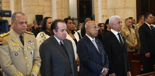 Legisladores y funcionarios en la eucaristía por los 150 años del fallecimiento de Juan Pablo Duarte