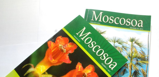 Ejemplares de Moscosoa, la revista de investigación e institucional editada por el Jardín Botánico Nacional.