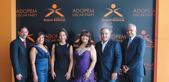 Juan Francisco Terrero, Sonia Arias, Mercedes Canalda de Beras-Goico, Eva Carvajal de Toribio, Ricardo Canalda y Fernando Pérez.