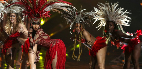 Nicki Minaj canta en la ceremonia de los Premios MTV a los Videos Musicales, el domingo 30 de agosto del 2015 en Los Angeles.