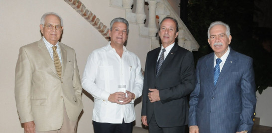 José Antonio Caro, Lisandro Macarrulla, José De Moya y Luis Molina Achécar.
