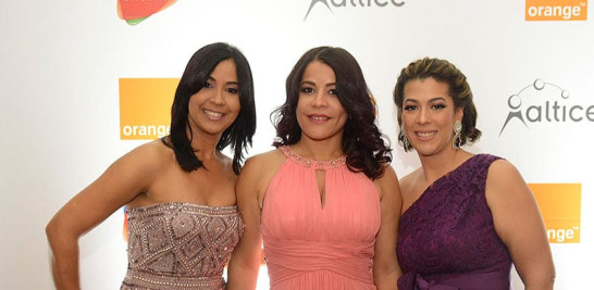 Luz Fontana, Rachell Yepez y Claudia Báez.