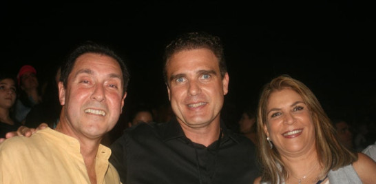 Oscar Hazim, Rafael Torres y Emma Hazim.