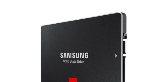 850 PRO 2TB. Es el primer SSD de consumo de 2 terabytes del mundo, un dispositivo de almacenamiento de alto rendimiento y alta densidad que proporciona un rápido acceso y rápidos tiempos de carga de los programas.