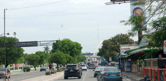 Avenida Máximo Gómez en dirección Sur-Norte