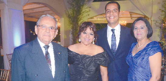 Rafael Núñez, Martha de Fadul, Manuel Ramos y Liset Núñez.