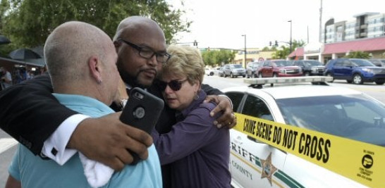 Los llamamientos a donar sangre para los más de 50 heridos en la matanza perpetrada en una discoteca gay en Orlando (centro de Florida) han tenido eco y las necesidades actuales están cubiertas, anunció un banco de sangre de esa ciudad.