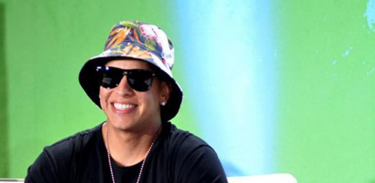 El artista puertorriqueño Daddy Yankee recibirá en octubre próximo, en Nueva York, el Premio del Vigésimo Aniversario de la revista People en Español por su carrera musical, que sobrepasa las dos décadas como "el jefe" del reguetón.