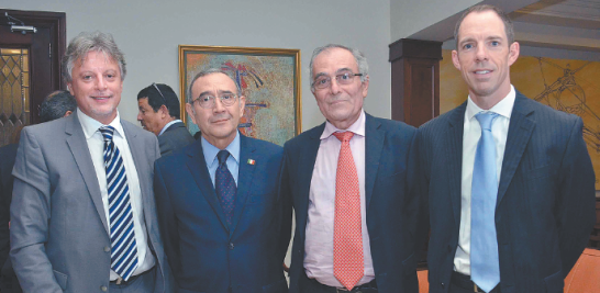 Alessandro Legrottaglie, Carlos Tirado, Alberto Navarro y Steve Cote.