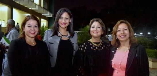 Gertrudis Valdez, Ellin Rodriguez, Germania Pellerano y Dolly Martínez.