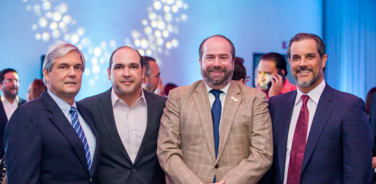 Ángel del Valle, Jaime Vega, Sergio Arriz y Juan Garrigó.