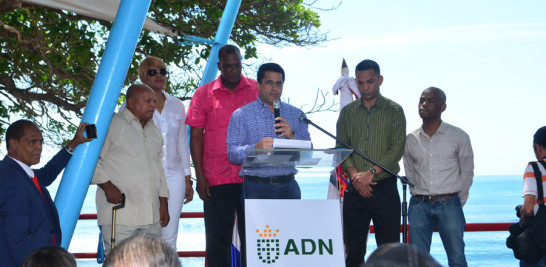 David Collado, alcalde del Distrito Nacional, anunció ayer actividades que montará en la plaza Gu¨ibia y otros sectores.