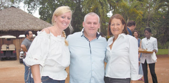Sonia GelinkaHerve, Catholand y Dominique Donzier.