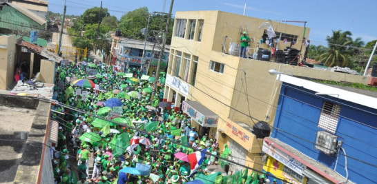 Marcha. Miles de personas recorrieron las principales calles de San Pedro de Macorís para protestar contra la corrupción y la impunidad en el país.