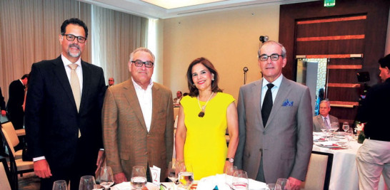 Carlos Ros, Marcial Najri, Sandra Zeller y Alejandro Zeller.