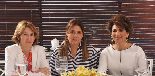 Ivette García, Laura Aguilar y Karla Lama.