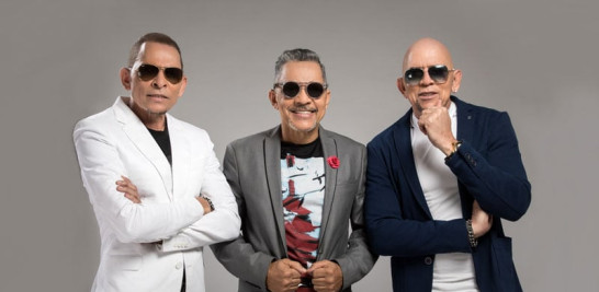 EN 2018 CELEBRAN 4O AÑOS 
Los Hermanos Rosario son una especie de The Rolling Stones dominicanos. En 2018 celebrarán 40 años de vida artística. La agrupación ha festejado varios aniversarios, y esperan hacerlo, en esta oportunidad, de una manera muy particular, para que todos los dominicanos puedan celebrarlo con ellos.