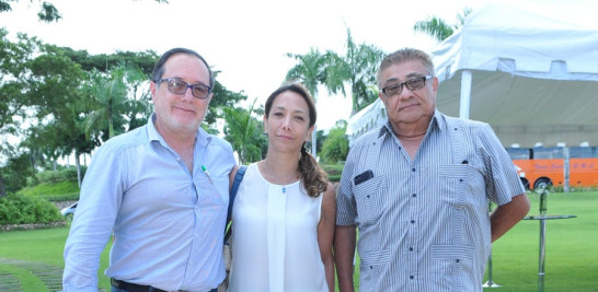 Gerardo Mora, Sandra Fantino y Carlos Roberto Belloso.