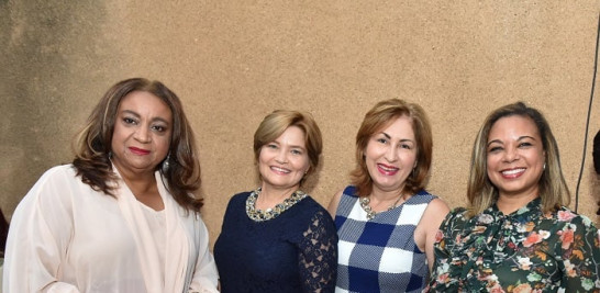 Gilda Castillo, Silvana Bicchi, Leonor Pérez y Fe Arelis Rosario.