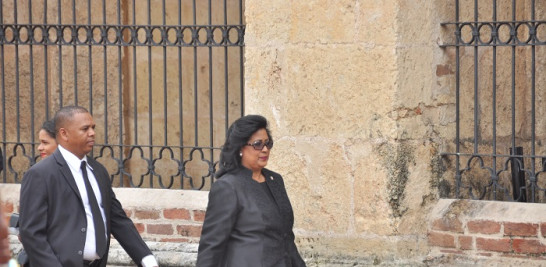 Senadora Cristina Lizardo, a su llegada a la Catedral Primada de América, donde se ofició un tedeum por el Día de la Independencia. Raúl Asencio/Listín Diario