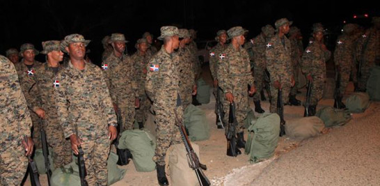 Protección. Efectivos del Ejército iniciaron su traslado a la zona fronteriza como parte de un plan para reforzar la vigilancia.