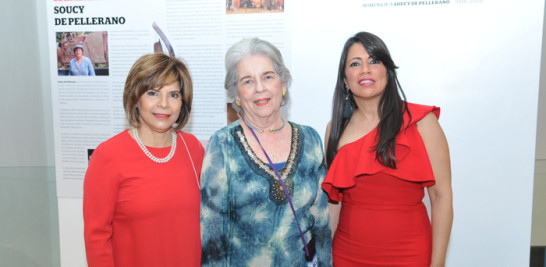 Susy Guzmán, Olga Rodríguez y Paula Gómez.