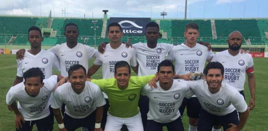 El onceno de Delfines del Este, equipo que acciona en la Liga Dominicana de Fútbol por cuato año seguido. Representa a la región Este, especialmente a La Romana.