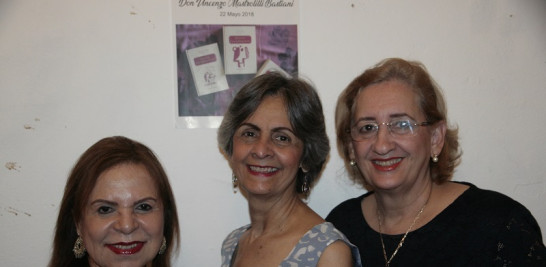Rosario Mañón, Mercedes Benoit, y Haidée Benoit.