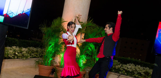 Show. Durante la noche los presentes disfrutaron de una demostración de baile de flamenco.