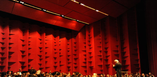 Deleite: La Orquesta Sinfónica Nacional dirigida por el maestro José Antonio Molina.