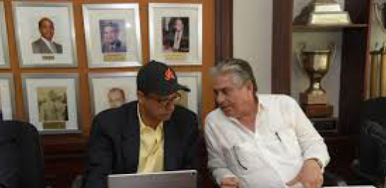 Trabajo. El doctor Adriano Valdez laborará de manera mancomunada con Winston Llenas, pasado presidente del club.