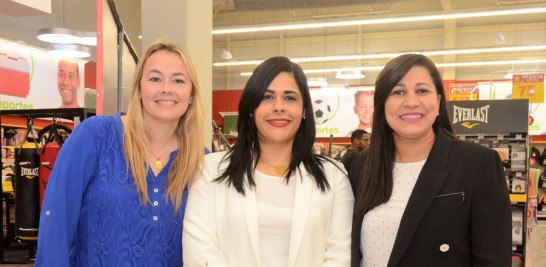 Roxana Soto Wise, Madelyn Martínez y Cony Taveras.