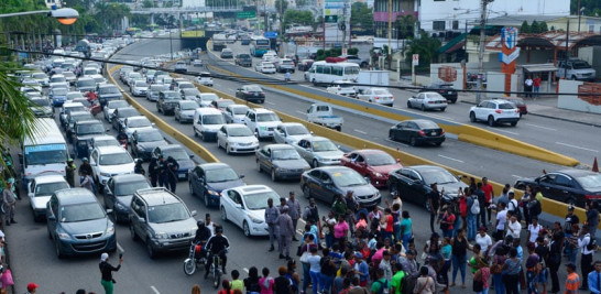 Manifestaciones. Organizaciones de transportistas arreciaron sus protestas durante este mes y fueron encabezados por Juan Hubieres.