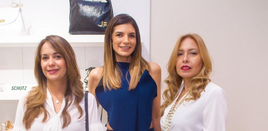 Mary Dalessandro, Lissette Paradas y Isabel Abreu de Ochoa.
