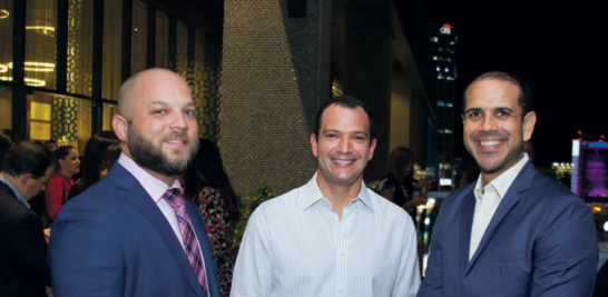 Miguel Cohn, Juan Carlos Scheker y Gregory Pimentel.
