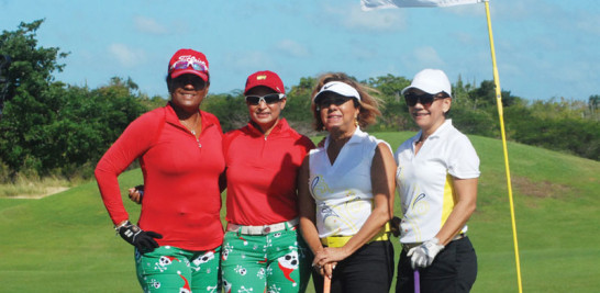 Damas activas: Cecilia Rosado, Mary Ledesma, Debra Luna y Urania Ovalles.