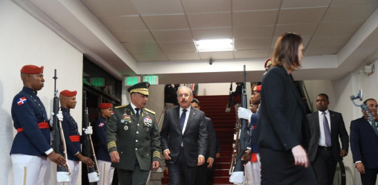 Imágenes del presidente Danilo Medina a su llegada al país. Vía Presidencia de la República.